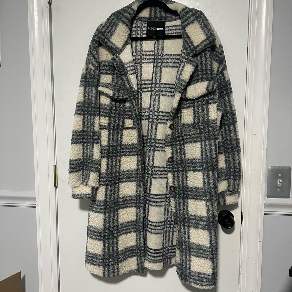 Fashion Nova Teddy Jacket Gray and Cream Oversized Cozy